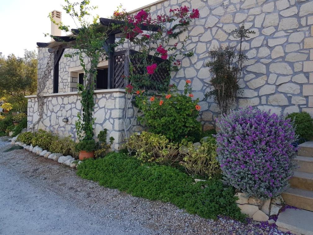 Cottage Du Soleil Makrýgialos Eksteriør bilde